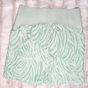 XERSION XXL High Rise Bike Shorts Green, 2 Pockets, Moisture-Wicking